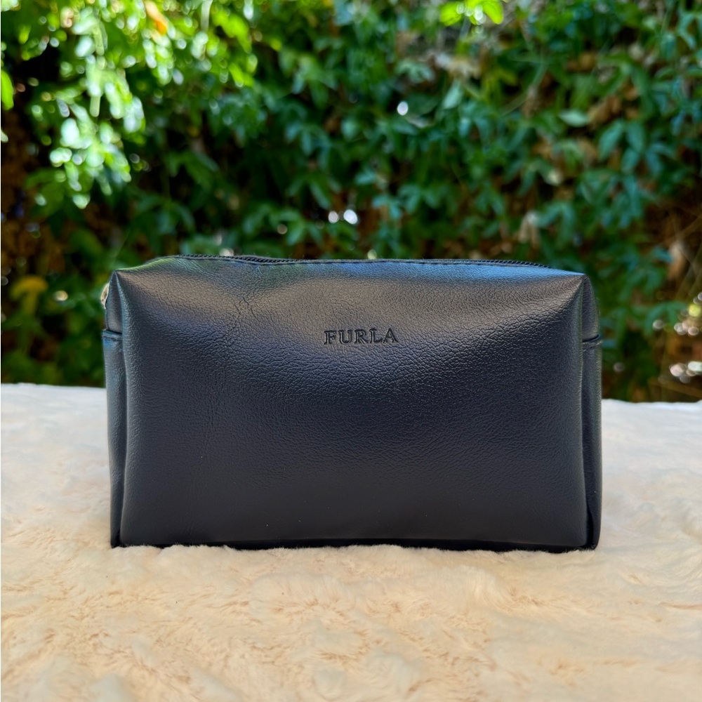 Furla amenity pouch (from Philippine Airlines)